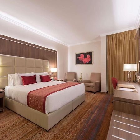 Ramada By Wyndham Continental Jeddah Otel Dış mekan fotoğraf