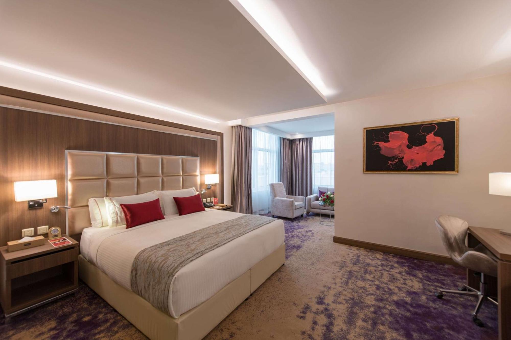 Ramada By Wyndham Continental Jeddah Otel Dış mekan fotoğraf