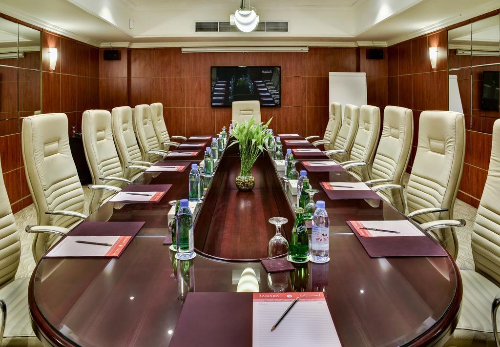 Ramada By Wyndham Continental Jeddah Otel Dış mekan fotoğraf