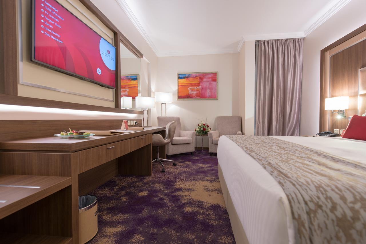Ramada By Wyndham Continental Jeddah Otel Dış mekan fotoğraf