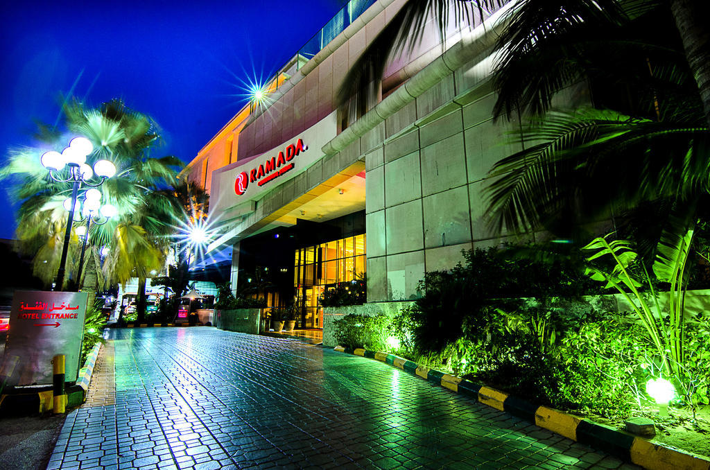 Ramada By Wyndham Continental Jeddah Otel Dış mekan fotoğraf